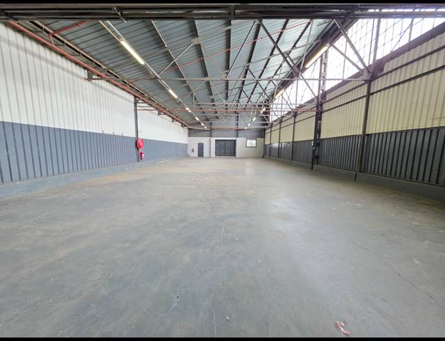 355M² WAREHOUSE TO LET IN CITY DEEP